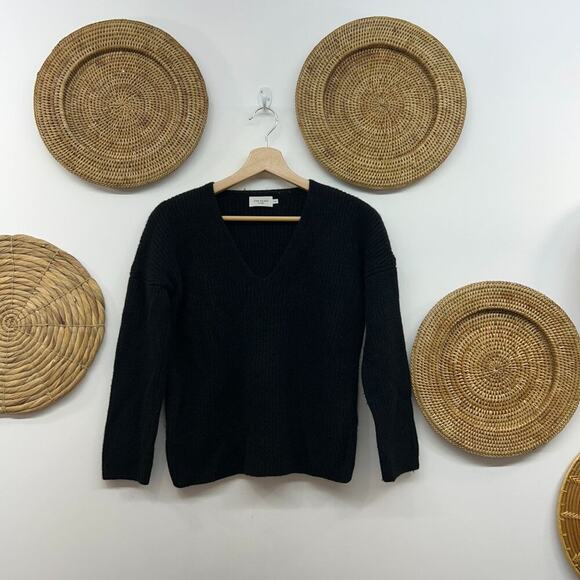 $188 The Reset R Label Black V-Neck Wool Cashmere Knit Sweater XS - Picture 1 of 7